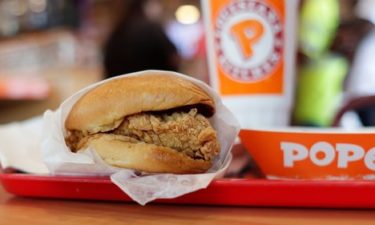 Popeye's chicken sandwich