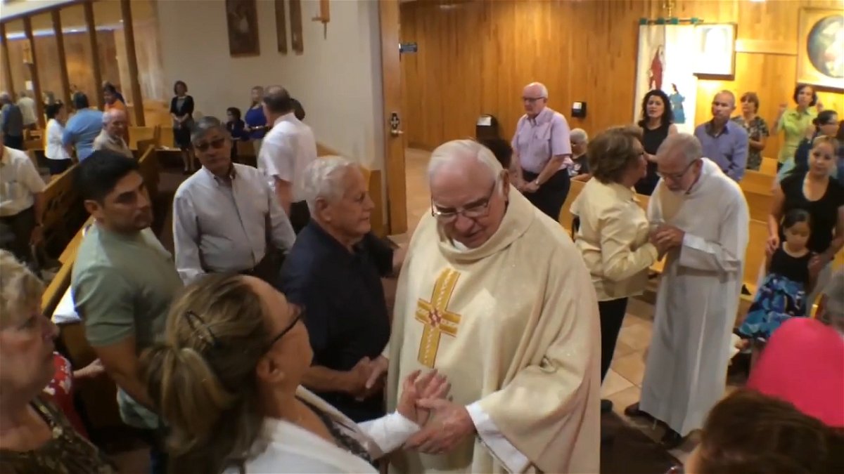 Longtime El Paso pastor, Monsignor Francis J. Smith, dies at 85 - KVIA