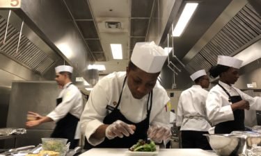 Fort Bliss soldiers work on culinary skills