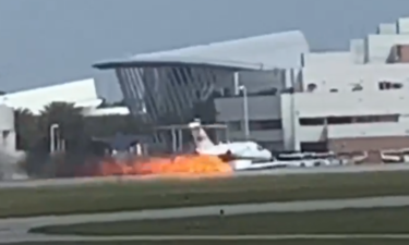 Plane-skids-Daytona-Airport