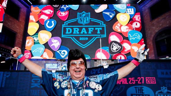 ESPN Presents NFL Draft Predictions in New Virtual Studio