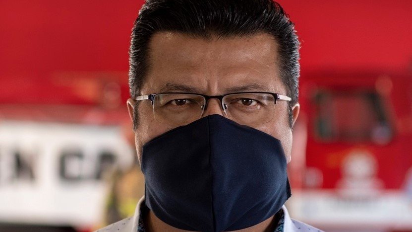 Juarez Mayor Armando Cabada is seen wearing a face mask.