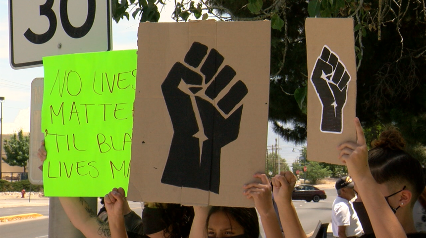 protestors in Las Cruces