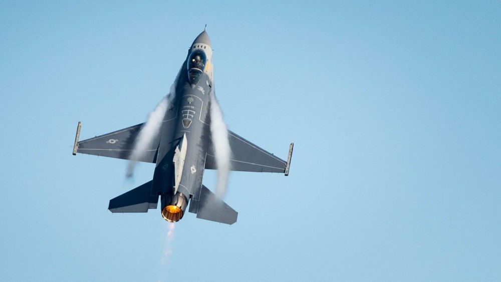 f-16 viper