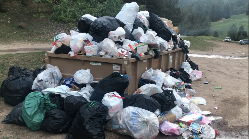 Trash in Bluff Springs NM