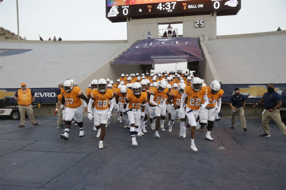 UTEP enters the Sun Bowl for a game during the pandemic.