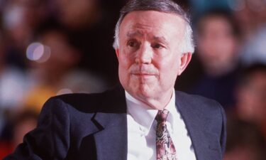 LOU HENSON