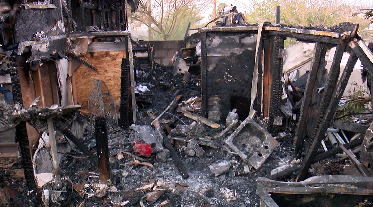 Sunland Park man loses everything in home fire