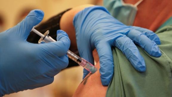 Loophole is used by some El Pasoans to be vaccinated despite not qualifying