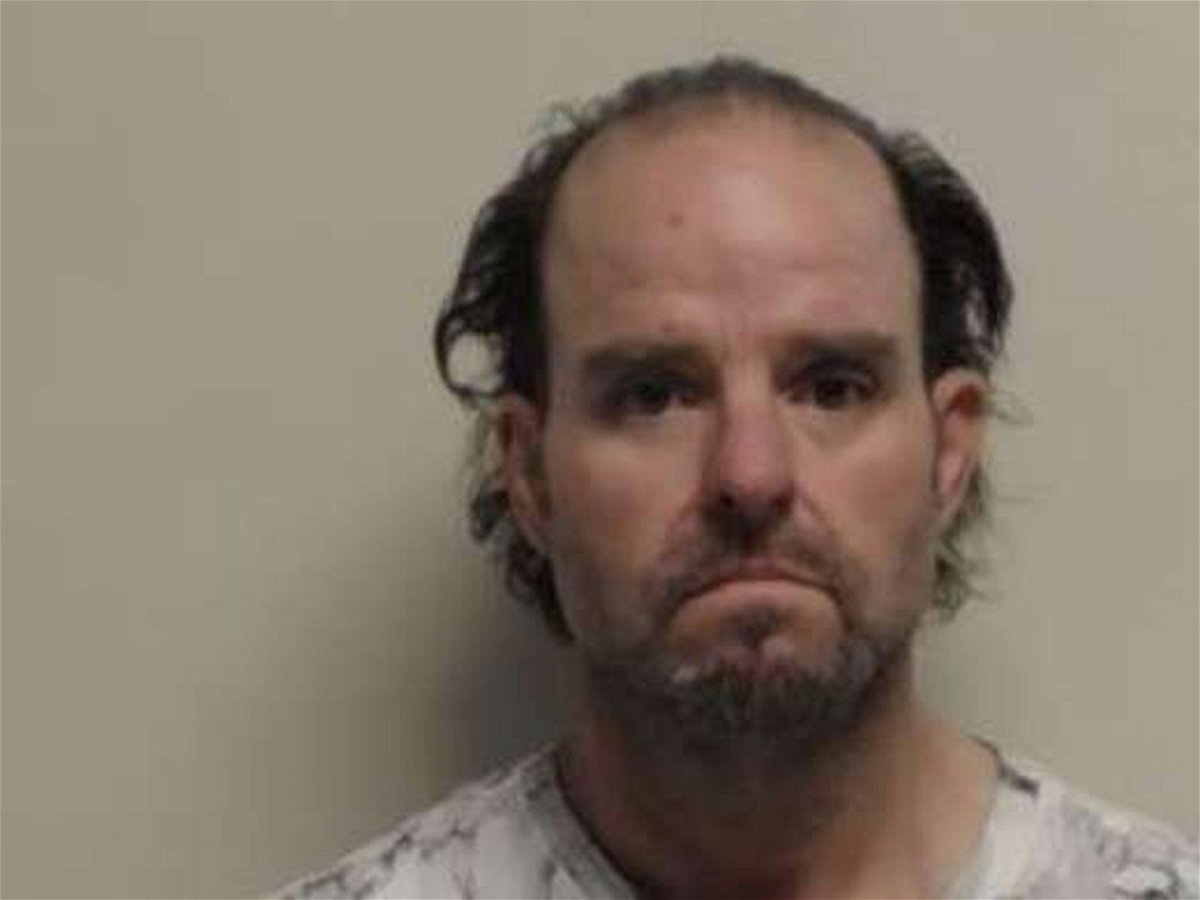 Daniel Mark Wright, of Utah, is accused of impersonating an officer and stealing a doughnut.