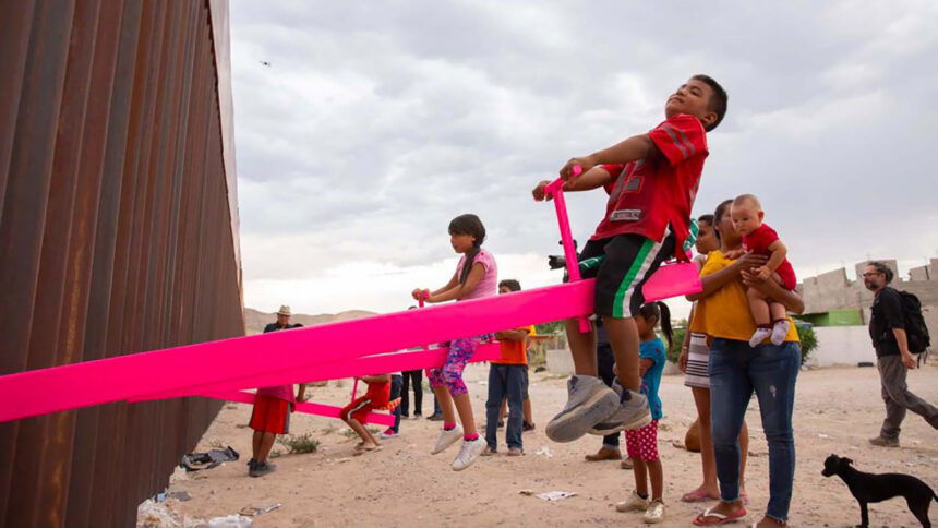 seesaws-border-wall-us-mexico