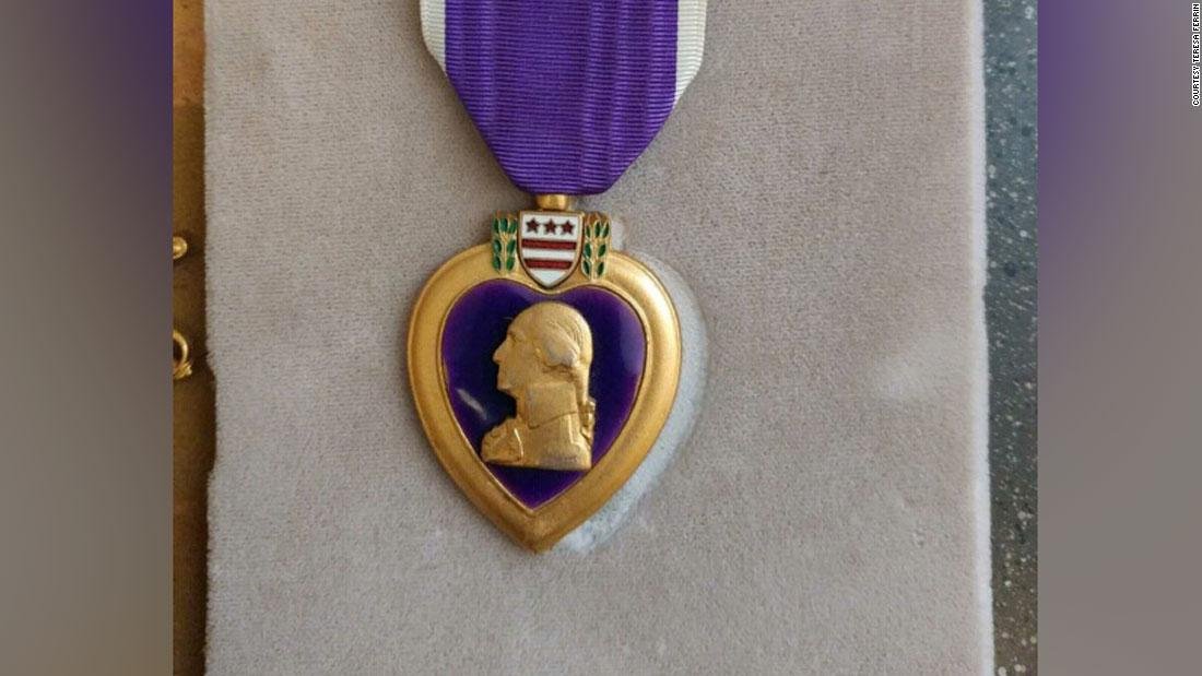 Purple Heart left at thrift store is returned to the family of a