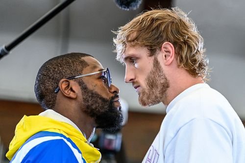 Floyd Mayweather Jr. faces off with Logan Paul.