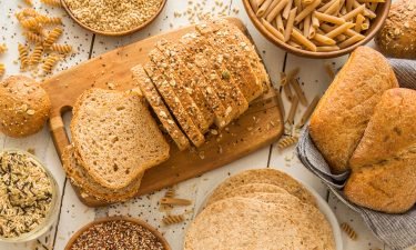 Eating three servings of whole grains daily kept weight under control