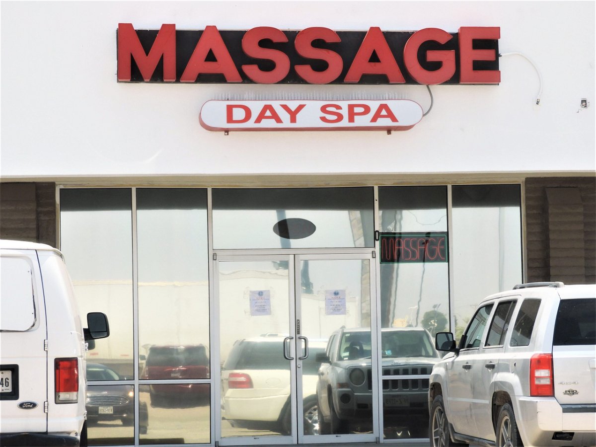Day Spa Massage on N. Zaragoza in far east El Paso.