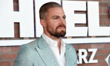 Stephen Amell is opening up about being asked to leave a flight in June.