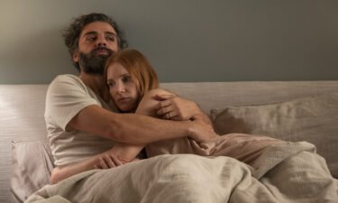 Oscar Isaac and Jessica Chastain in 'Scenes From a Marriage.'