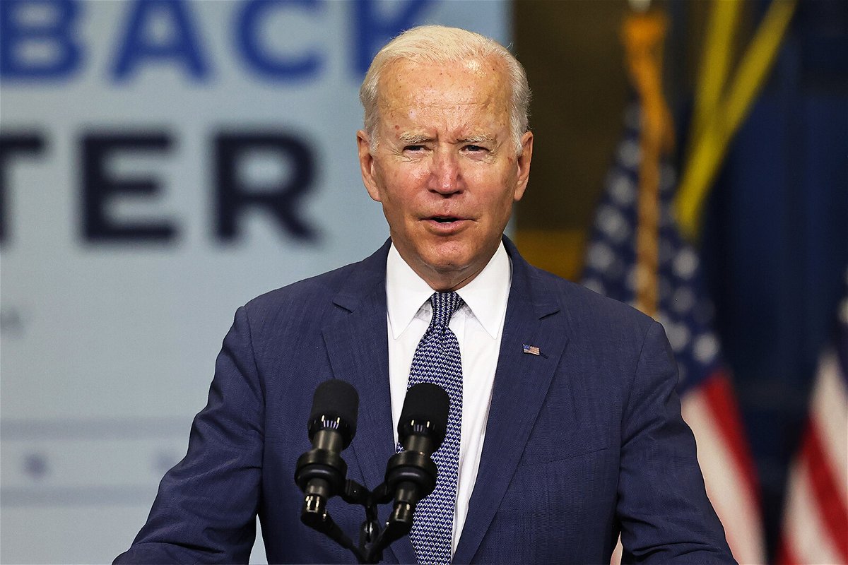 <i>Michael M. Santiago/Getty Images</i><br/>U.S. President Joe Biden speaks about his Bipartisan Infrastructure Deal and Build Back Better Agenda at the NJ Transit Meadowlands Maintenance Complex on October 25