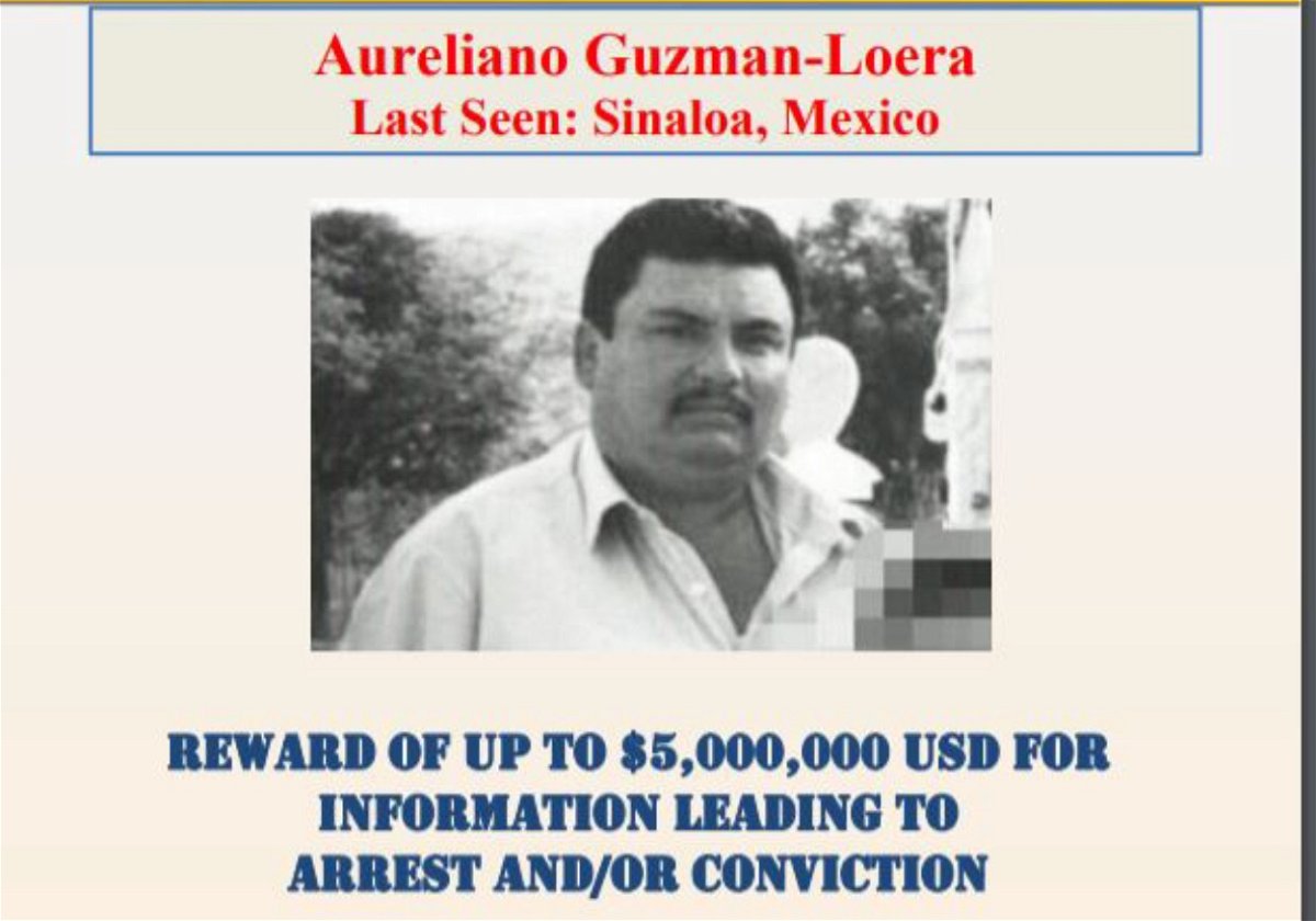 Wanted poster for Mexican drug lord Aureliano Guzmán Loera.