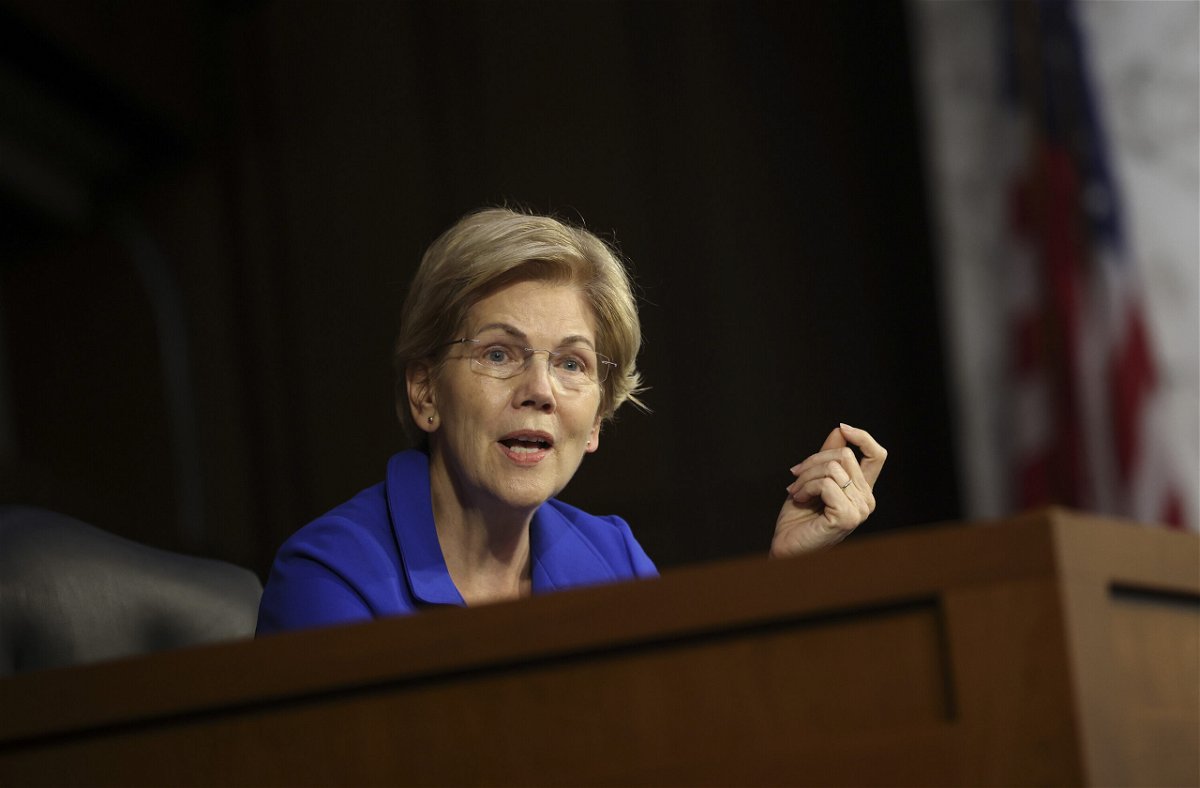 <i>Kevin Dietsch/Getty Images</i><br/>Sen. Elizabeth Warren