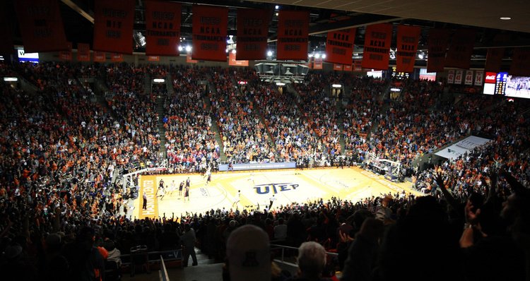 A UTEP women's game at Don Haskins Center.