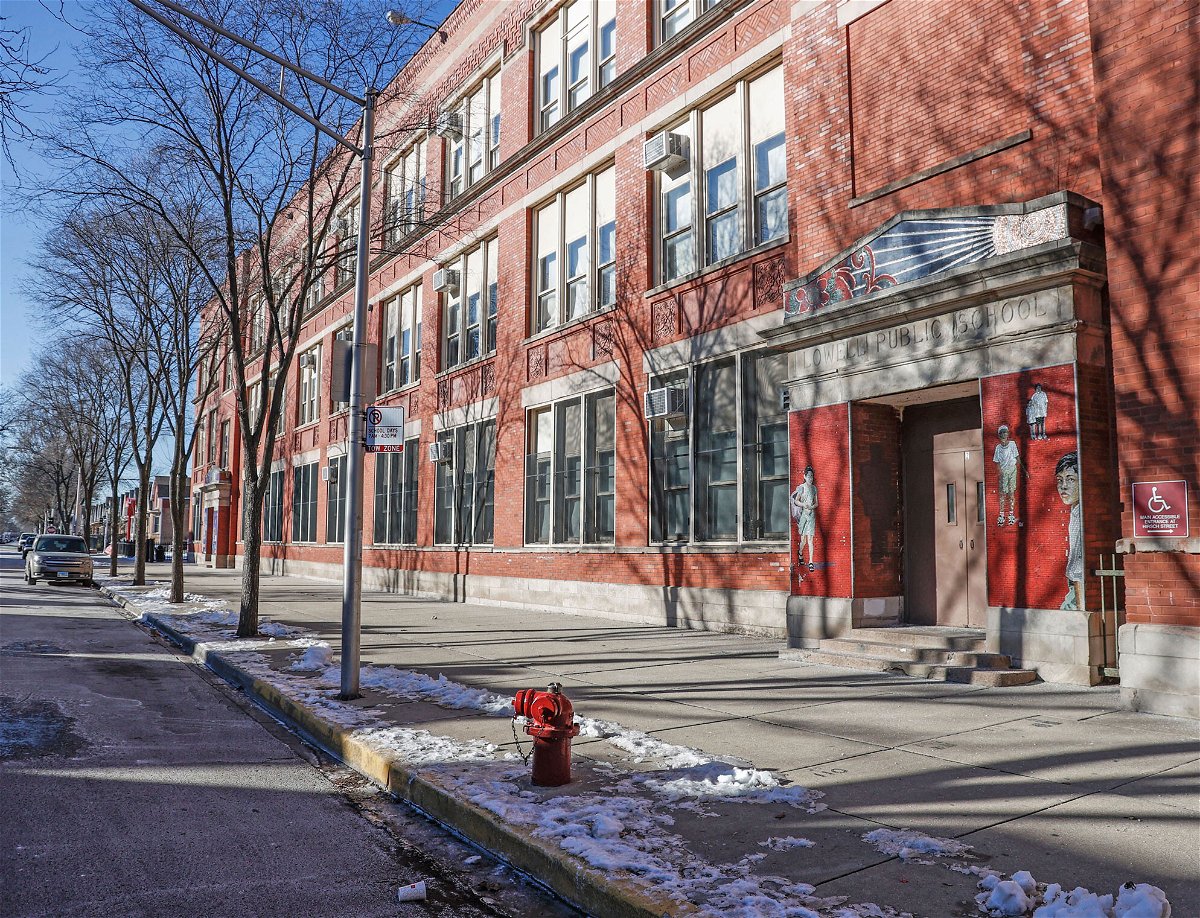 <i>Tannen Maury/EPA-EFE/Shutterstock</i><br/>Chicago teachers are set to return to work January 11 and students to get back to in-person instruction January 12