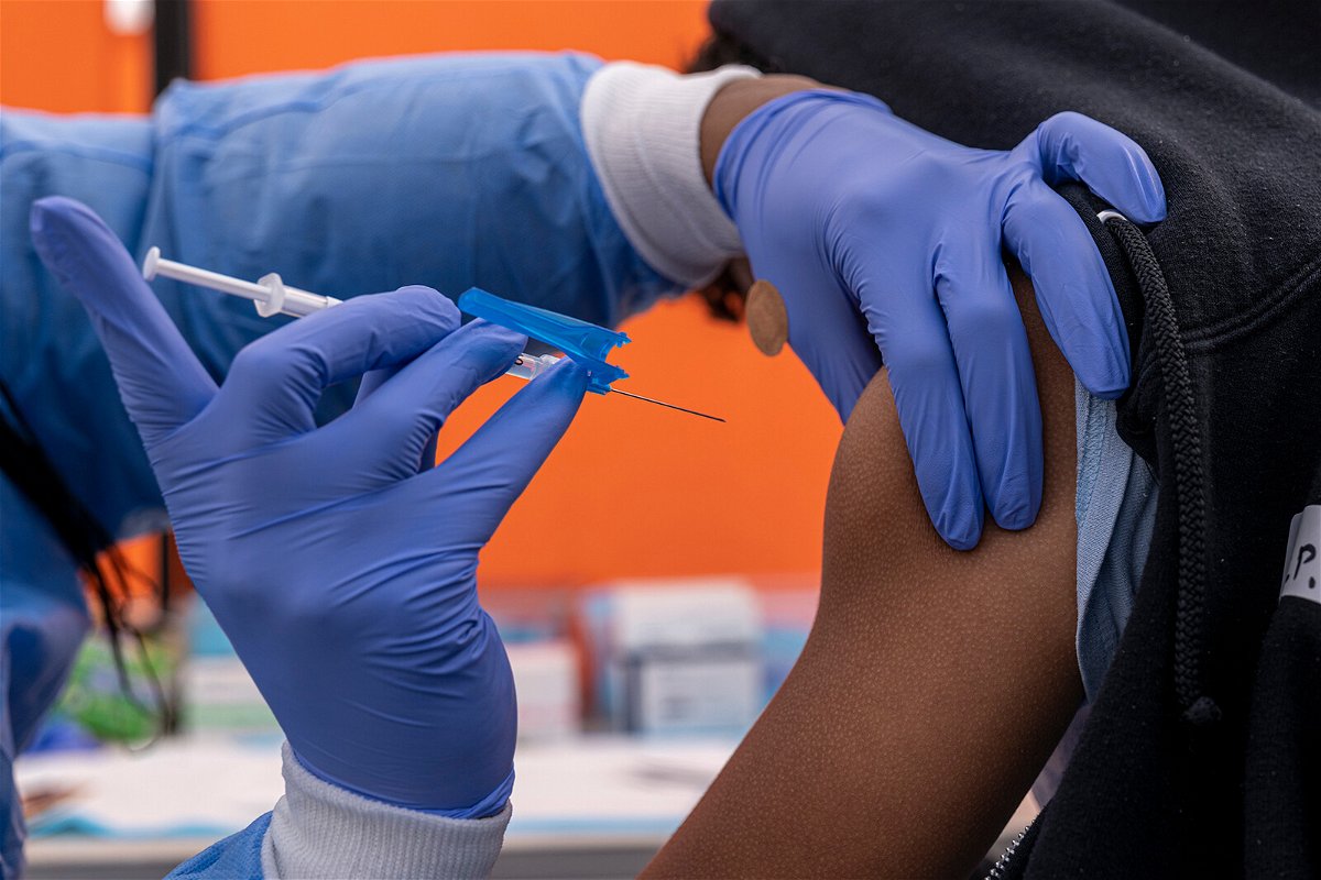 <i>David Paul Morris/Bloomberg/Getty Images</i><br/>The US will require essential travelers crossing into the United States via land ports of entry and ferry terminals to be fully vaccinated for Covid-19 and provide proof of vaccination starting Saturday