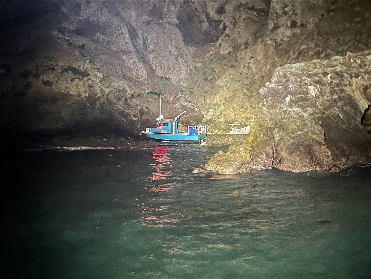 <i>Courtesy TowBoatUS Ventura</i><br/>Scott Thompson's boat was later found on a rocky beach after a tracking device helped officials locate it.