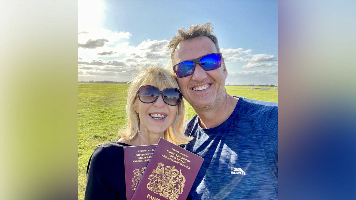 <i>The Global Petsitters</i><br/>UK couple Jonathan and Julie Ashworth began house sitting in 2018 and say they've never looked back.