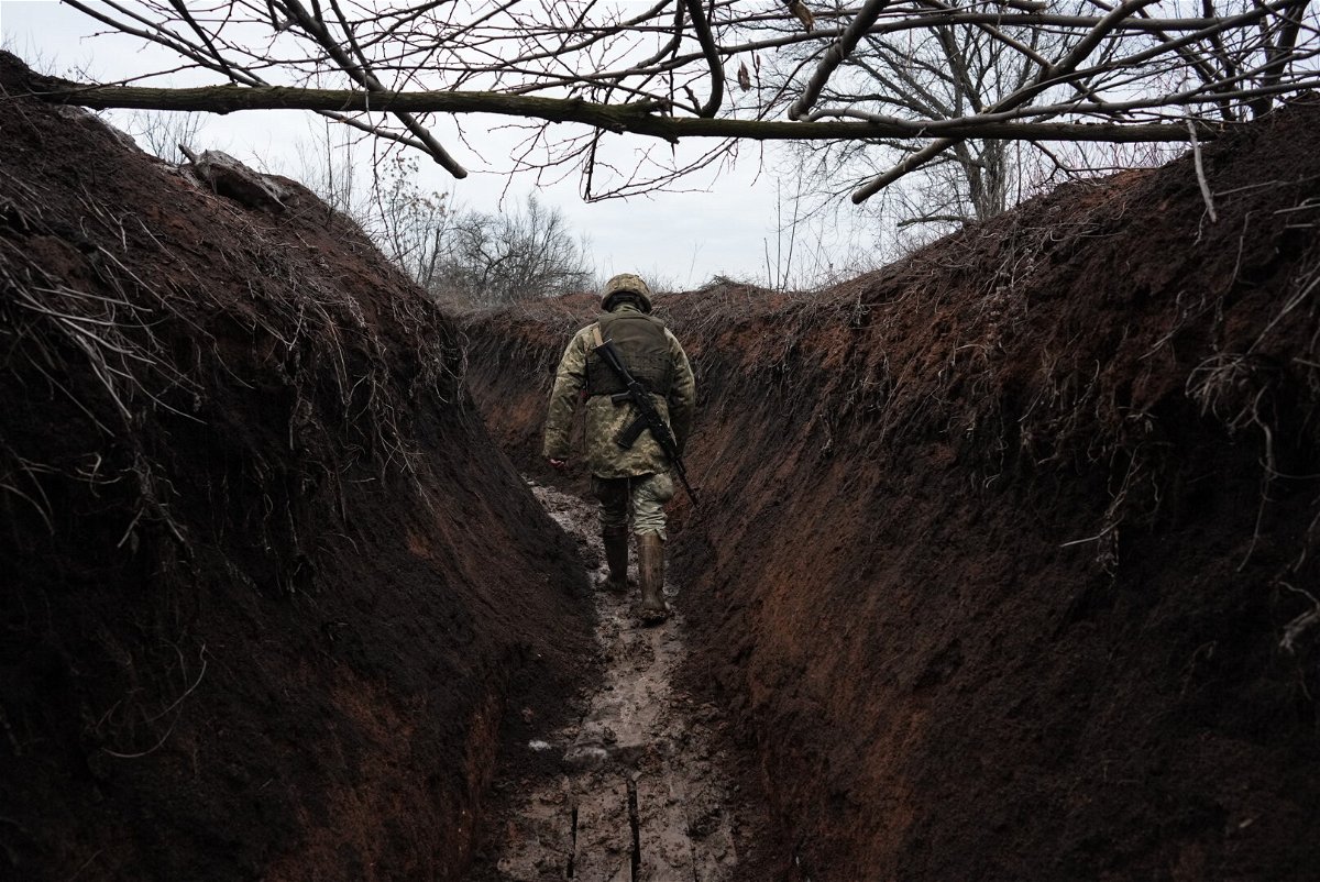 <i>Wolfgang Schwan/Anadolu Agency/Getty Images</i><br/>A Ukrainian soldier is seen out of Svitlodarsk