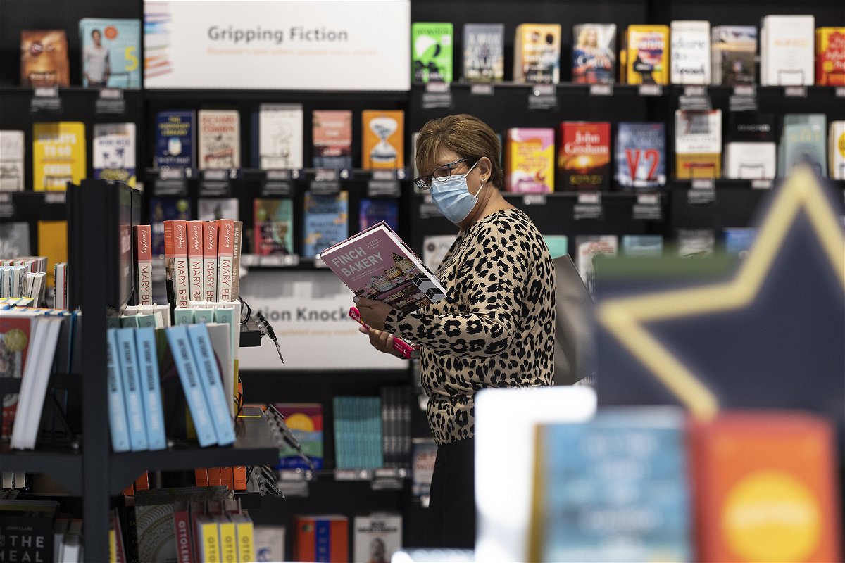 <i>Dan Kitwood/Getty Images</i><br/>Amazon is now doing away with its bookstores.