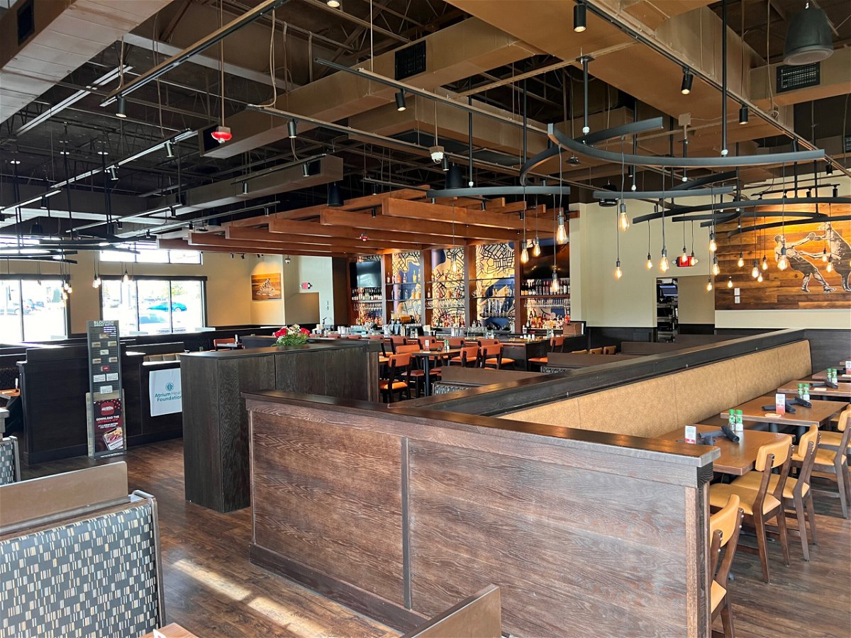 <i>Outback Steakhouse</i><br/>The dining room has been given a fresh design.