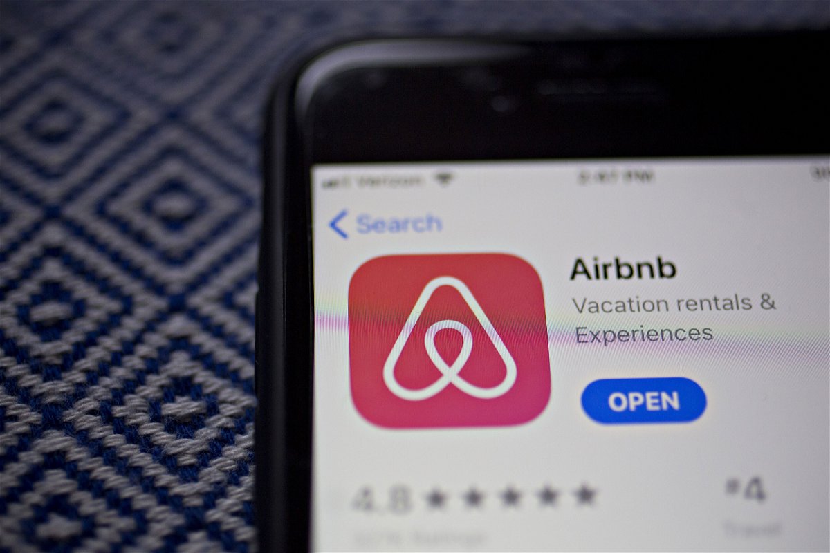 <i>Andrew Harrer/Bloomberg/Getty Images</i><br/>Airbnb will crack down on parties during the upcoming summer holidays.