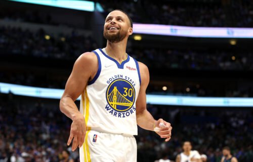 Steph Curry led the Golden State Warriors to victory over Dallas in Game 3 of the Western Conference Finals.