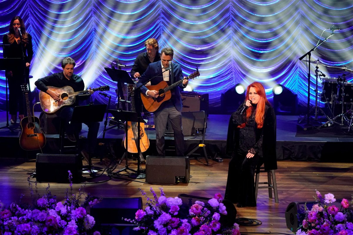 <i>Mark Humphrey/AP</i><br/>Wynonna Judd performs during a tribute to her mother