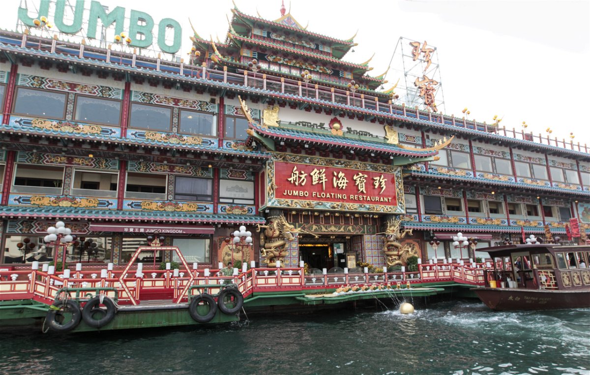 <i>Bruce Yan/South China Morning Post/Getty Images</i><br/>An iconic Hong Kong floating restaurant has sunk
