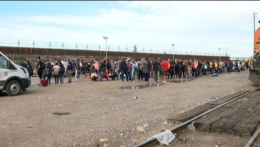 Large numbers of migrants coming to El Paso