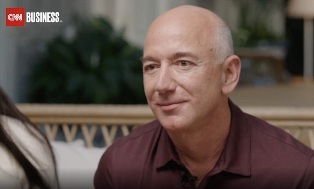 <i>CNN</i><br/>Jeff Bezos gives top tips for managing the economic downturn