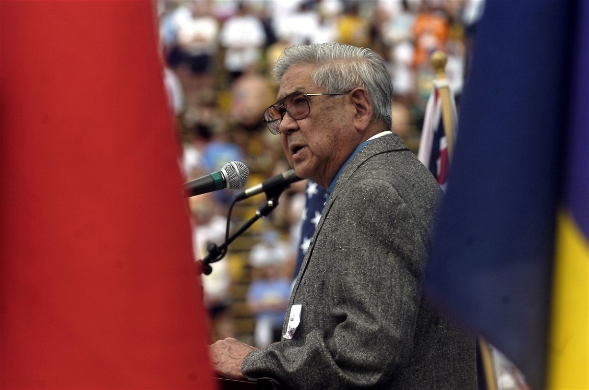 <i>Marty Caivano/Digital First Media/Boulder Daily Camera/Getty Images</i><br/>Hiroshi Miyamura speaks to the crowd after receiving the Congressional Medal of Honor for his service in Korean War at the 29th Annual Bolder Boulder 10K road race.