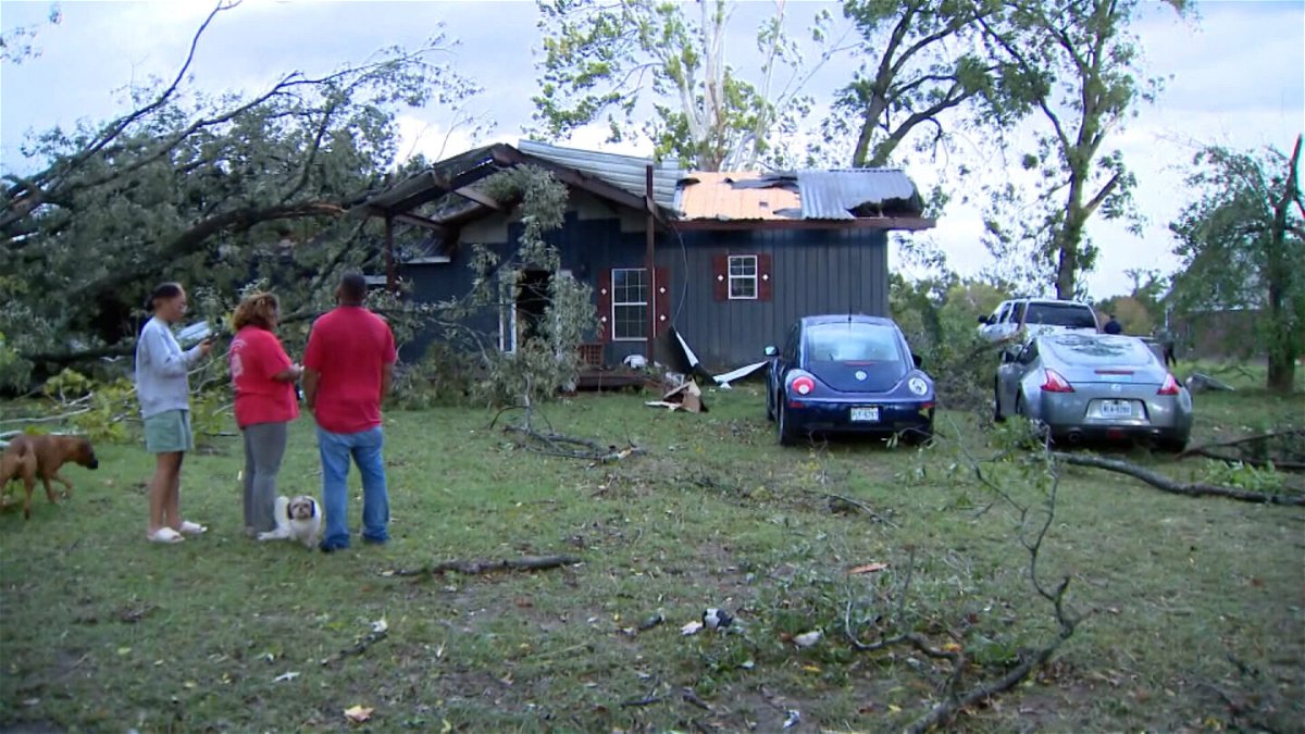 <i>KTVT</i><br/>Tornado damage in Hopkins County