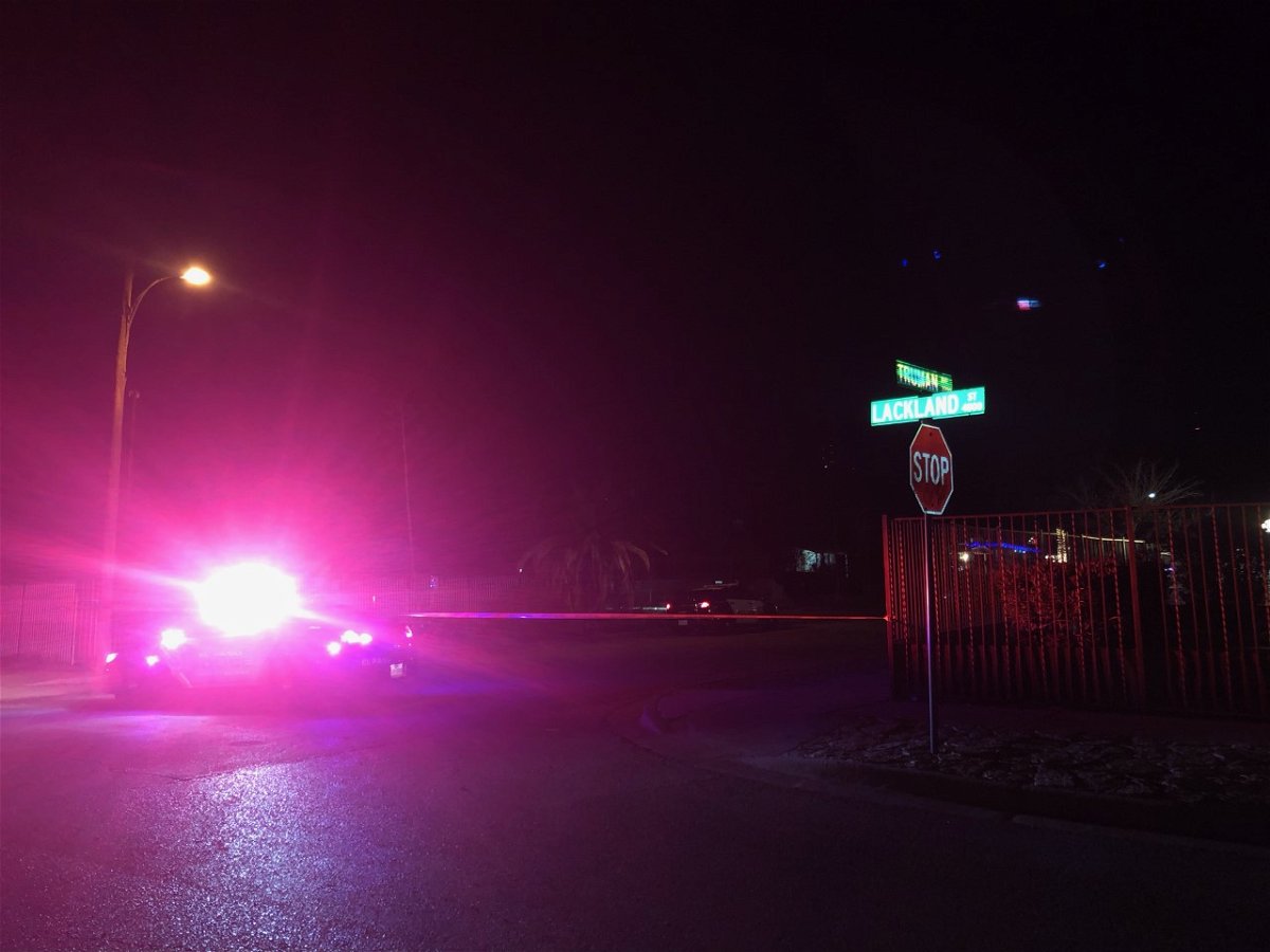 Police investigate shooting in central El Paso