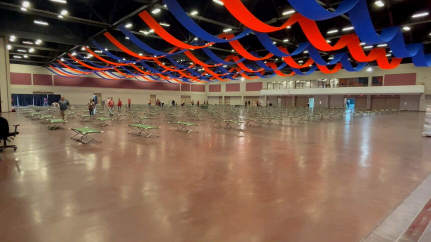 El Paso Convention Center Preparations To House Migrants From Cold KVIA   CONVEN 860x484 