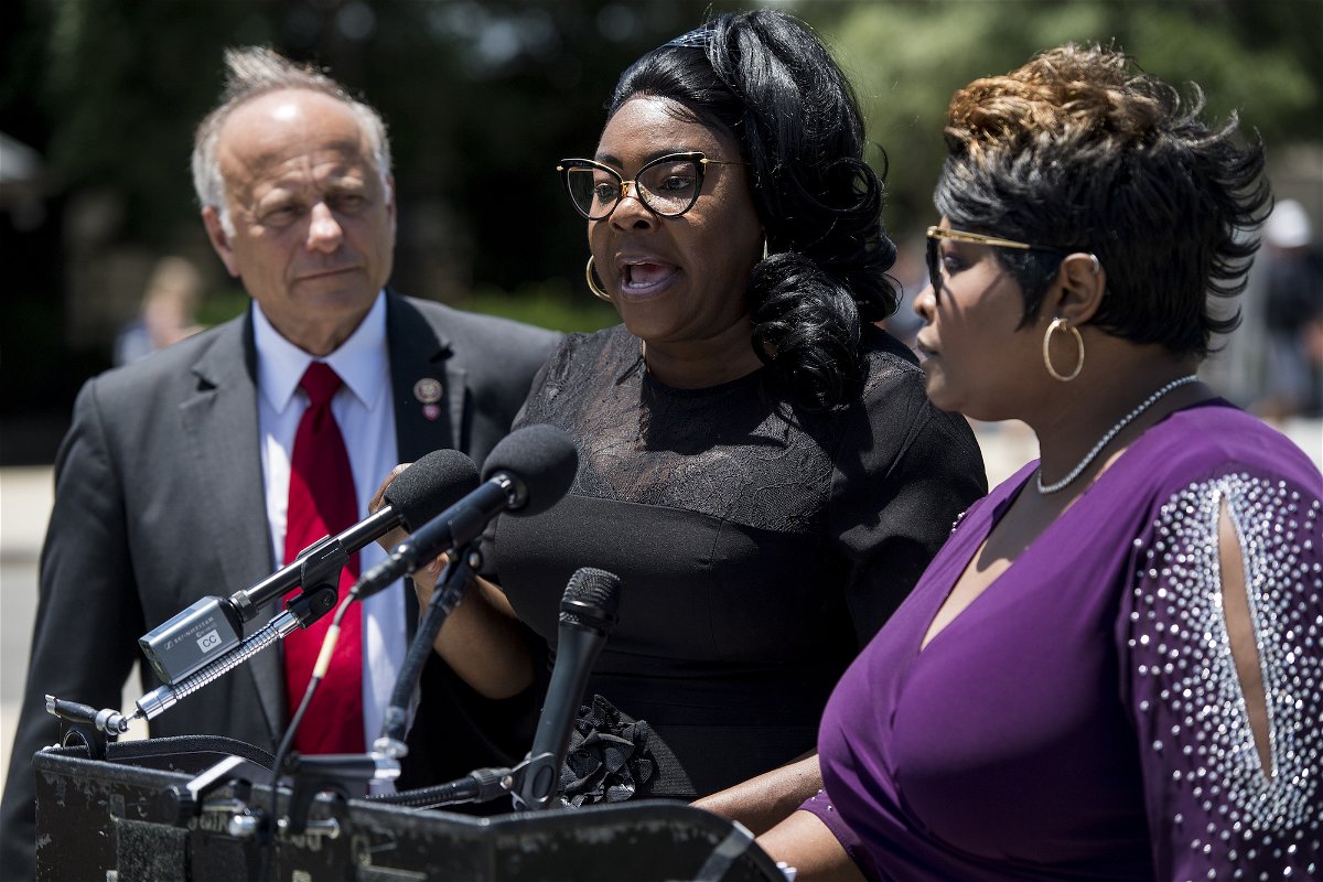 <i>Bill Clark/CQ-Roll Call/Getty Images</i><br/>Diamond (left) and Silk appear at a press conference at the Capitol in June of 2019.