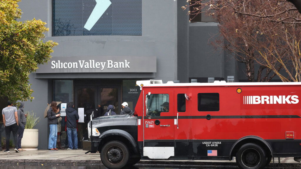 SANTA CLARA, CALIFORNIA - MARCH 10: A Brinks armored truck sits parked in front of the shuttered Silicon Valley Bank (SVB) headquarters on March 10, 2023 in Santa Clara, California. Silicon Valley Bank was shut down on Friday morning by California regulators and was put in control of the U.S. Federal Deposit Insurance Corporation. Prior to being shut down by regulators, shares of SVB were halted Friday morning after falling more than 60% in premarket trading following a 60% declined on Thursday when the bank sold off a portfolio of US Treasuries and $1.75 billion in shares to cover  declining customer deposits. (Photo by Justin Sullivan/Getty Images)