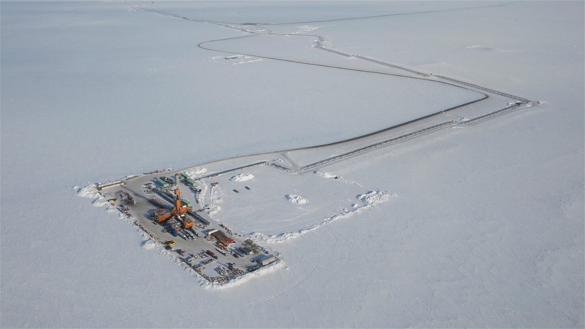 April 17, 2015, AK, United States: Undated handout photo shows the CD5 drill site, part of the Alpine Field in Alaska, USA. US President Joe Biden has approved a major oil and gas drilling project in Alaska that faced strong opposition from environmental activists. The company behind the Willow project, ConocoPhillips, says it will create local investment and thousands of jobs. But the $ 8bn proposal faced a torrent of online activism in recent weeks, particularly among youth activists on TikTok. Opponents argued it should be halted over its climate and wildlife impacts. Photo via ABACAPRESS.COM (Credit Image: © Abaca via ZUMA Press)