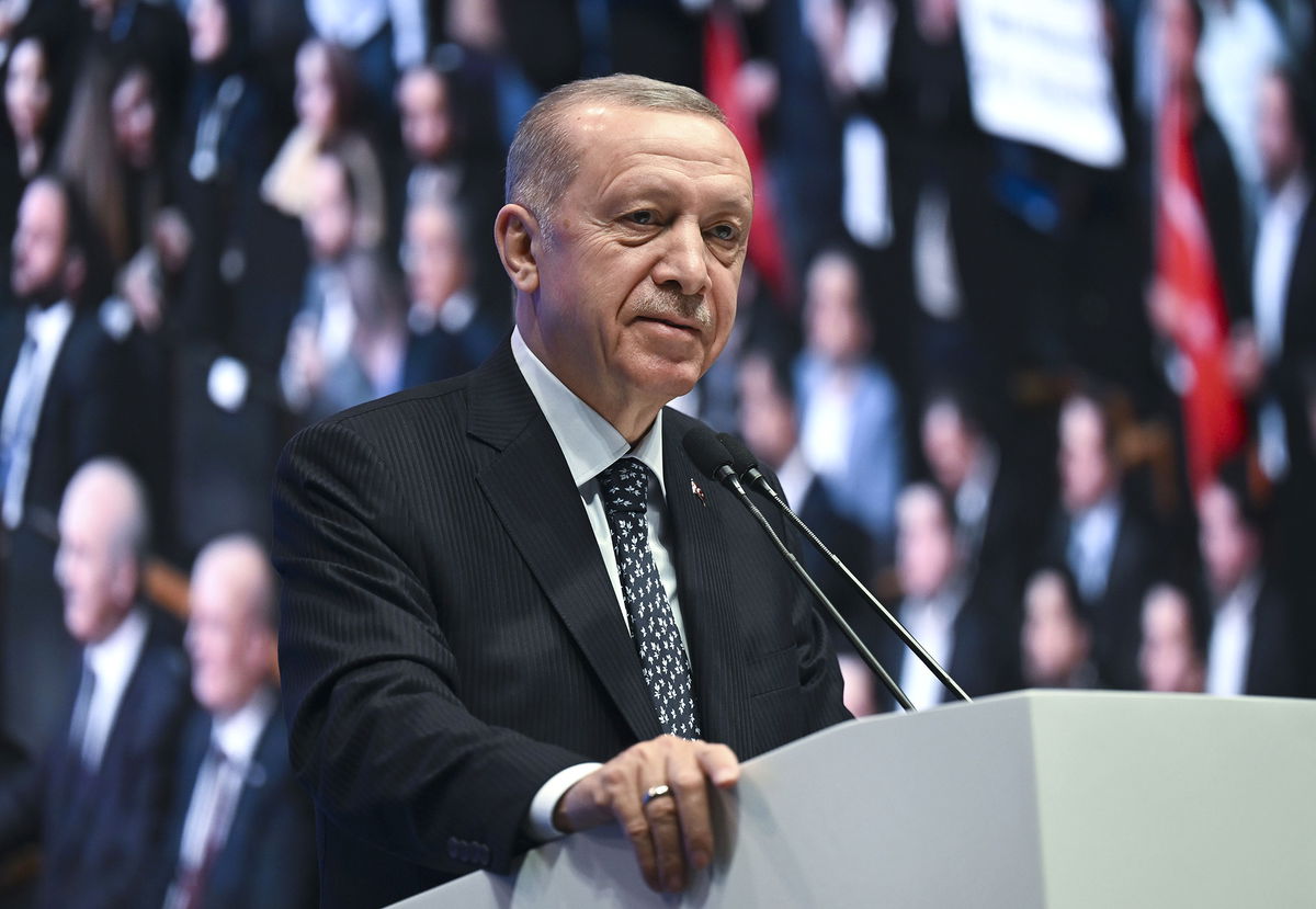 <i>Emin Sansar/Anadolu Agency/Getty Images</i><br/>The government has dismissed claims about President Erdogan's health as 