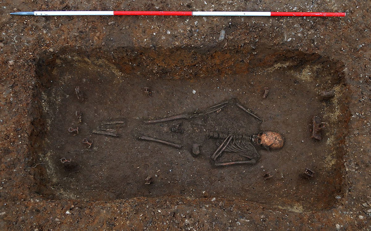 <i>University of Cambridge</i><br/>The Trumpington bed burial is shown in full in this composite image.