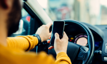 States with the strictest distracted driving laws