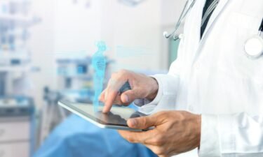 7 ways doctors and nurses are using AI