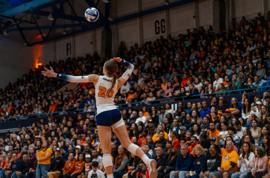 UTEP VOLLEYBALL SOLD OUT CROWD WEB PIC 1